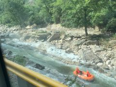 -雅鲁激流探险漂流