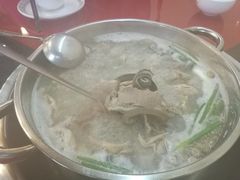 -老石黑山羊毛驴肉火锅(金凯广场店)