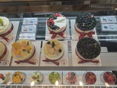 -花花卷卷·鲜食蛋糕(静安久光百货店)