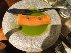 牛油果挪威三文鱼配鱼子酱-格鲁·秀色Georgia’s Feast