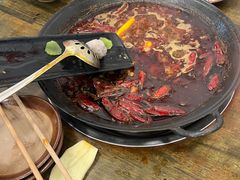 -黄潇洒老火锅(九眼桥宏济巷店)