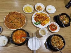 -同堂韩国料理炭火烤肉(彩虹广场店)