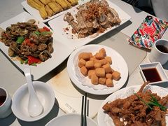 -肥仔文澳门猪骨煲(南京西路店)