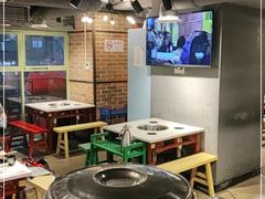 大堂-钢管厂五区小郡肝串串香火锅(人民广场店)