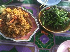 -Thiw Soen Seafood Restaurant