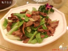 芹菜荷兰豆牛肉-粤西稻里(富力路店)