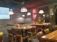大堂-湘里乡亲甲王二老店