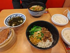 -霸蛮湖南米粉(亦庄力宝华联店)