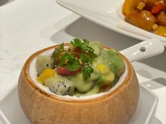 缤纷鲜果盅-若蘭慈·无国界素食料理(欢乐海岸店)