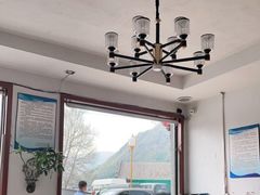 -天天向上素食餐厅(五台山店)