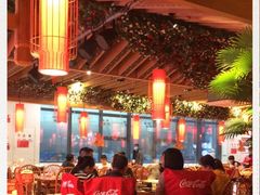 -野山舂·贵州现舂酸汤火锅(鸿通城店)