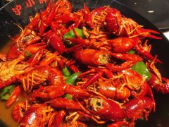 黄焖龙虾-沪小胖小龙虾(淮海中路旗舰店)