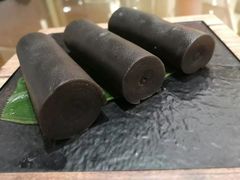 香滑黑芝麻卷-喜喜酒家·纯手工点心·粤菜