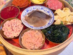 -山悦里 山野·鲜火锅(罗斯福广场店)