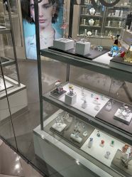 -SWAROVSKI(虹口凯德龙之梦店)