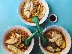 咖喱鸡黄面-亚王咖喱鸡米粉面