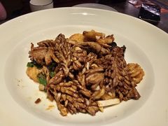 -闫府私房菜·老字号(恒隆店)