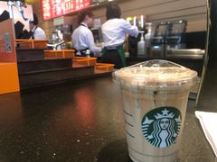 -星巴克(广州中华广场B1层店)