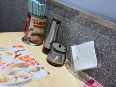 -小杨生煎(浦江欢乐颂店)
