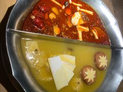 台式麻辣锅-湊湊火锅·茶憩(杭州湖滨银泰in77店)