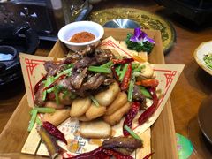 羊排烤馒头-秦巴故里(60厂店)