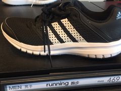-NIKE上海青浦换季优惠店