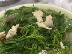 -银峰农庄·特色烧鸡·鲜无花果浸鸡