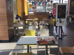 大堂-麦当劳(济泺路店)