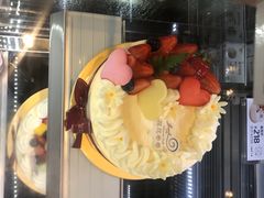 -花花卷卷·鲜食蛋糕(静安久光百货店)