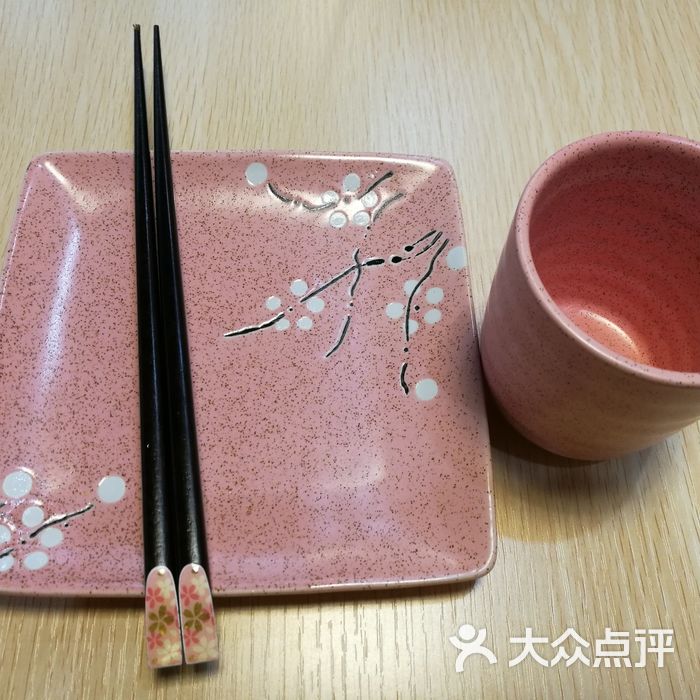 the frypan 韩国炸鸡&啤酒&部队火锅餐具摆设图片-北京韩国料理-大众