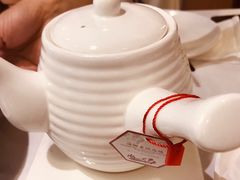 海椰皇炖乌鸡-尚一汤 广东炖汤(金桥国际店)