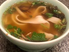 酸汤扯面-河东颐祥阁(世贸店)