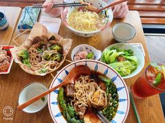 -千金一碗·宝岛一村(韩国街店)