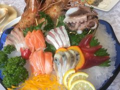 -海鲨湾海鲜会馆(百家湖1912店)