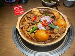 -蔡婶牛腩牛杂煲(长安万科店)