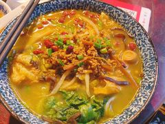 -粉家柳州螺蛳粉(杨宅路店)