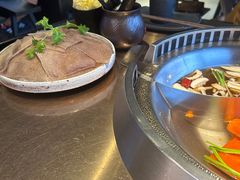-辣伍鲜毛肚老火锅(元一店)