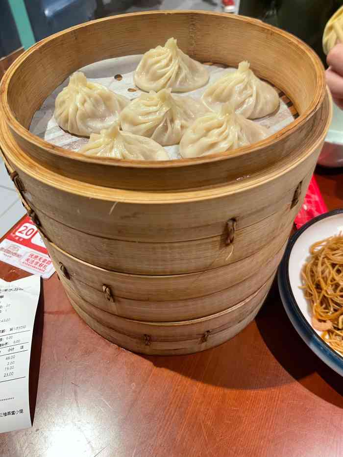 弄堂小笼包(天津水游城店)-"整体味道不错,就是量实在不大,一笼包子6.