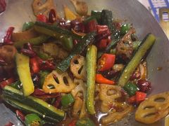 -神府路壹号·海鲜烧烤·砂锅粥·锅物(三坊七巷店)