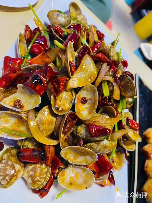 常记蚝味鲜·烧烤海鲜大排档(东风北桥店)辣炒花蛤图片