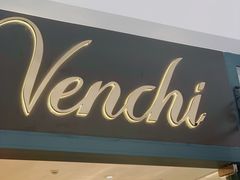 -VENCHI 闻绮(上海佛罗伦萨小镇店)