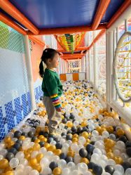 -爱婴室(上海浦建路店)