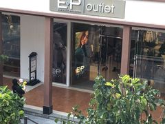 -王府井奥莱临潼小镇(临潼店)