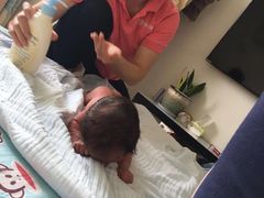 -苏州雏渐肥月嫂