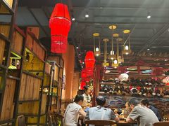 -老滇山寨•云南特色菜•地方菜•民族风情歌舞表演(金碧店)