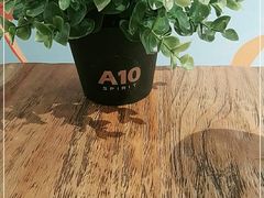 -灵意咖啡·西班牙美食(汕头金平万达广场店)