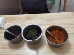 -铁锅哥米线
