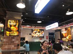 大堂-黑白电视长沙小吃(悦汇城店)