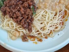 -阿依娘镇店豌杂面(三峡广场店)