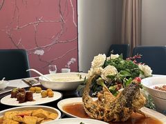 -闫府私房菜·百年鲁菜(恒隆店)